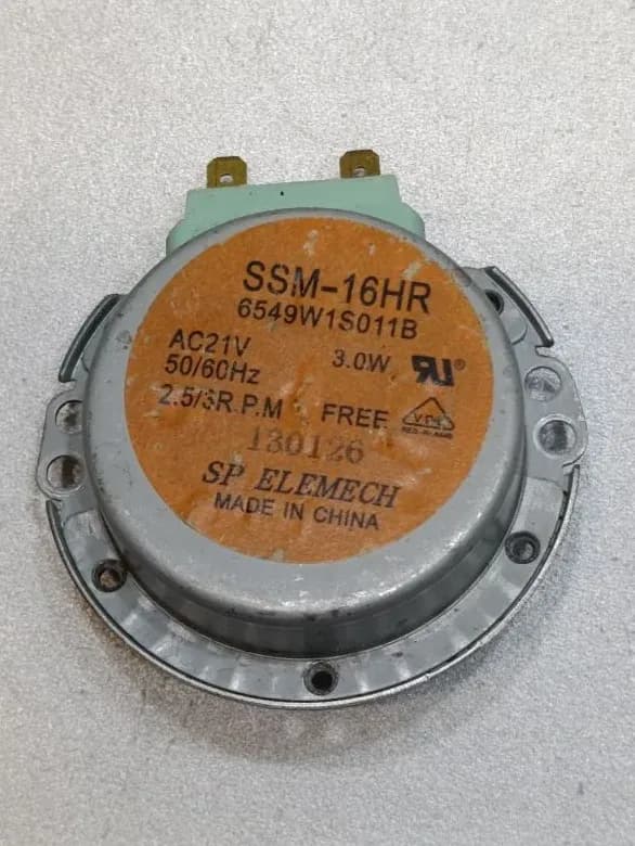 Двигатель вращения поддона микроволновой печи SSM-16HR 6549W1S011B 21VAC 2,5/3 RPM 3W уценка
